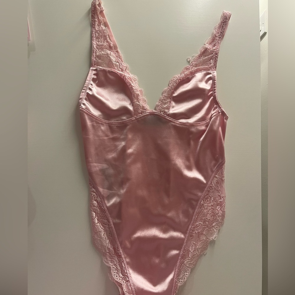 urban outfitters pink lace body suit